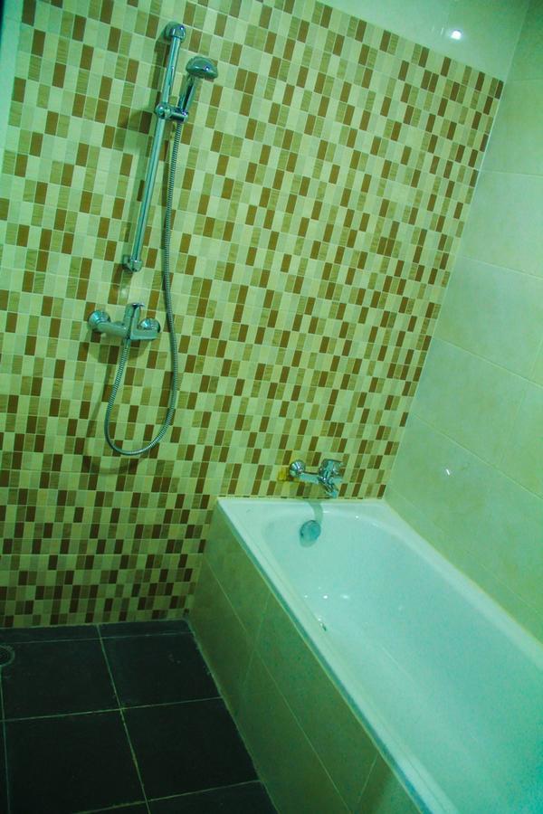 Country Woods Jakarta Aparthotel Cilandak  ภายนอก รูปภาพ